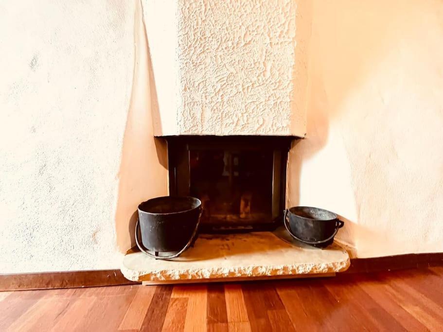 Charmant Appartement De Vacances Alta Ripa Hauterive  Bagian luar foto