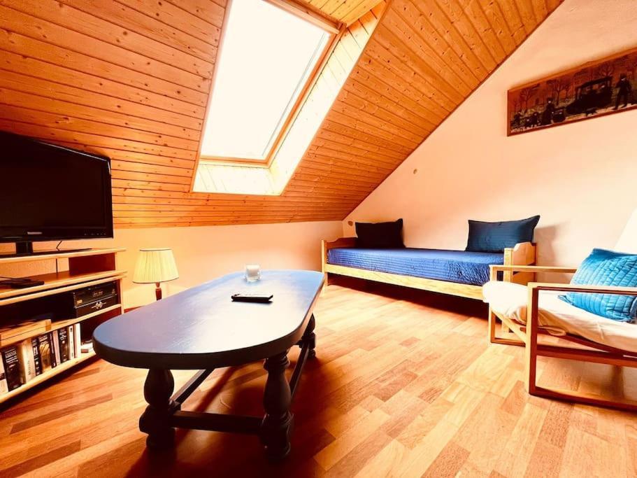 Charmant Appartement De Vacances Alta Ripa Hauterive  Bagian luar foto